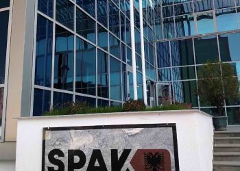 Lihen në burg 3 të arrestuarit e dosjes “flakë në det”, pjesë e grupit të Gëzim Çelës