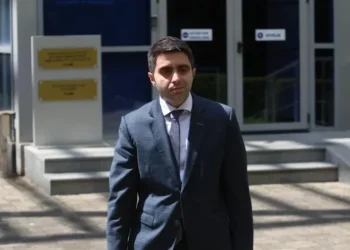 GJKKO i heq masën e pezullimit kreut të Komisionit të Prokurimeve Publike, Jonaid Myzyri.Rikthehet në detyrë