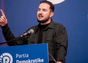 Gara për kreun e PD-së, Ervin Salianji zyrtarizon kandidaturën  dhe prezanton platformën reformuese për drejtimin e partisë